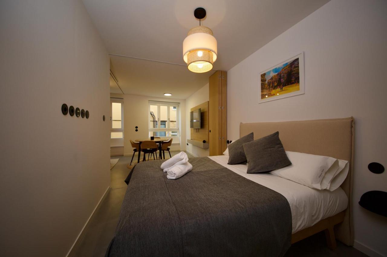 Suite 202 - 1 Bedroom Suite In Amando Perez Suites Рибадео Екстериор снимка