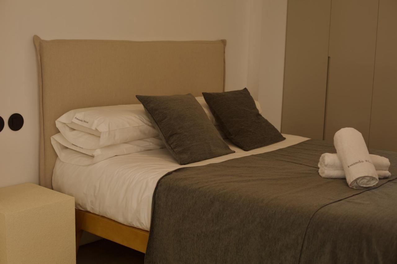 Suite 202 - 1 Bedroom Suite In Amando Perez Suites Рибадео Екстериор снимка