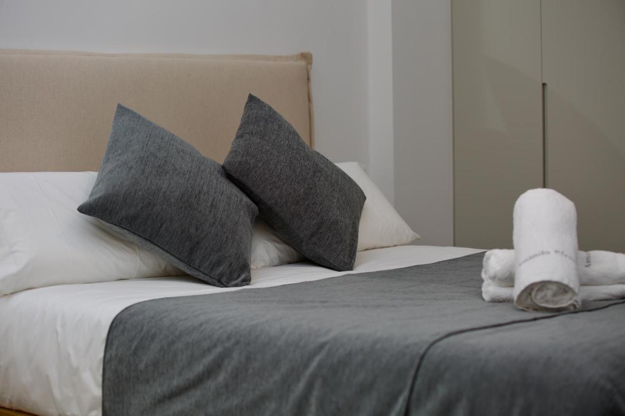 Suite 202 - 1 Bedroom Suite In Amando Perez Suites Рибадео Екстериор снимка